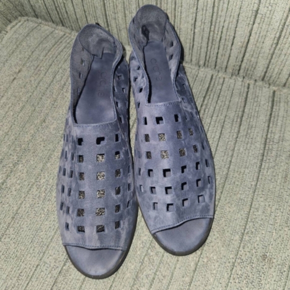 Arche Drick Navy Nubuck Shoes - Picture 2 of 10